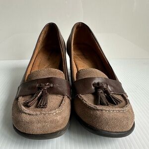 Naturalizer Suede Oxford Pump Taupe Brown Tassels Size 8 Comfortable Office